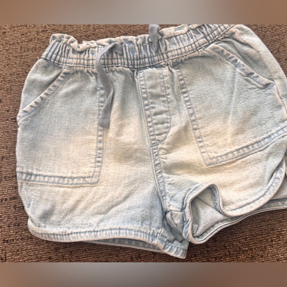 Gap toddler girl 4T denim shorts